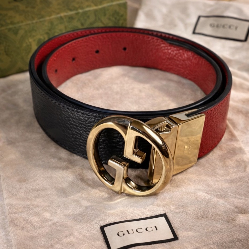 39 GUCCI Reversible Belt 80/32  Black Red Leather Full set